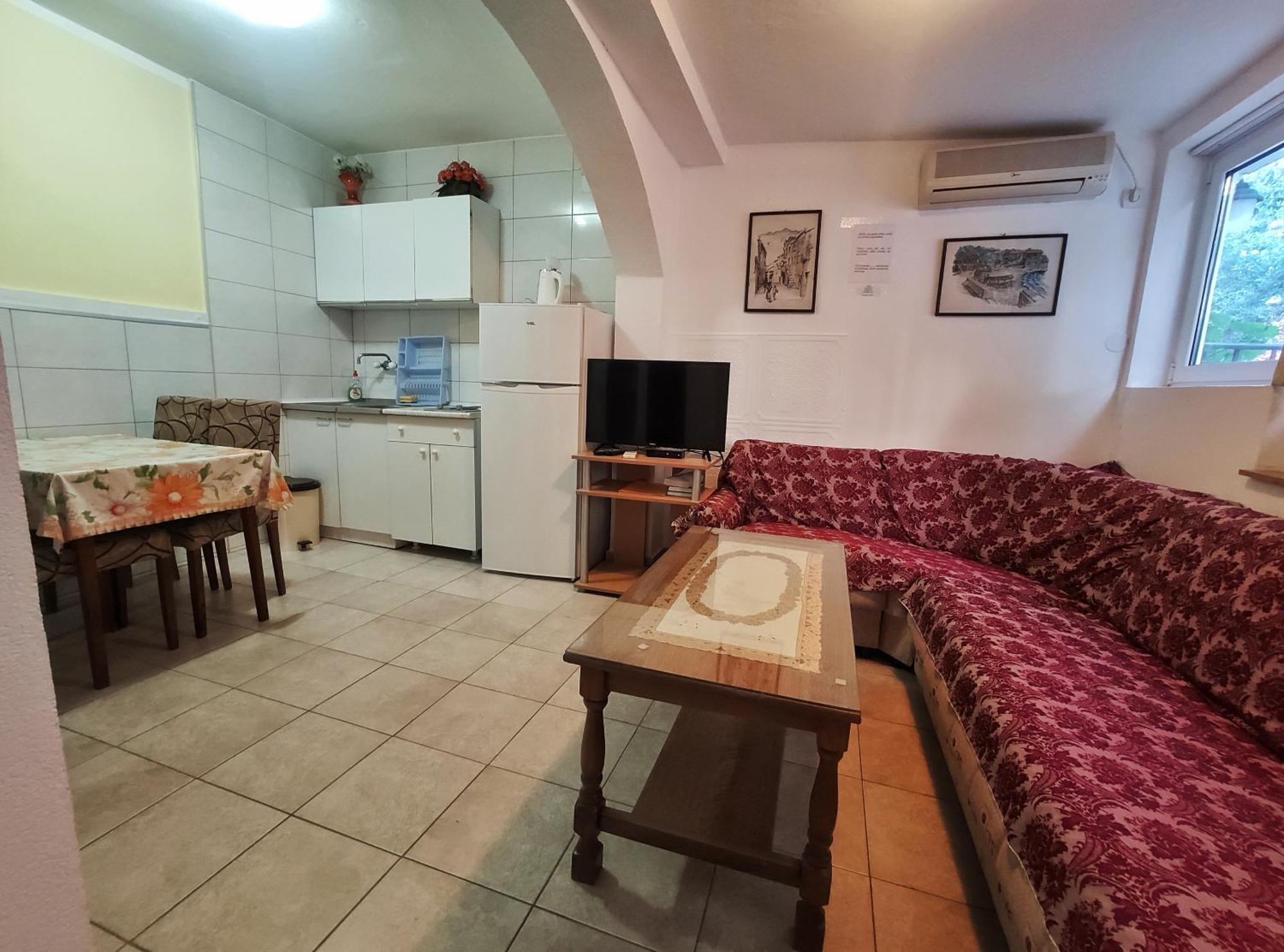 Apartments Gvozdenovic Petrovac Exterior photo
